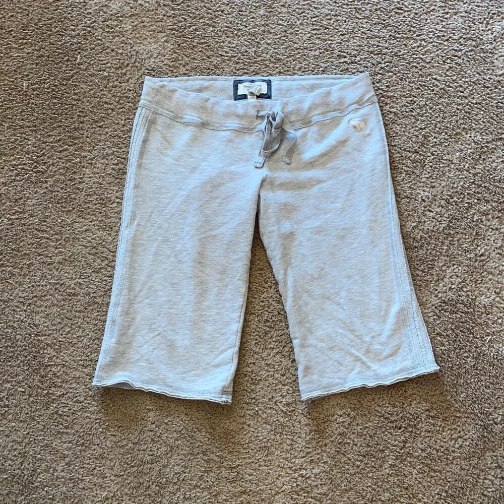 Abercrombie & Fitch Grey Sweat Long Shorts - Picture 1 of 6